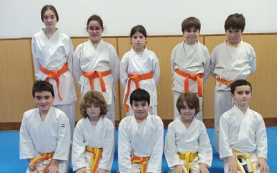 Veintiséis alumnos suben de grado